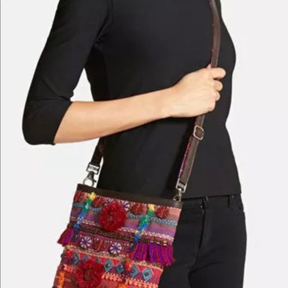 Tom’s NWT Multi Stripe Embellish Crossbody Shoulder Bag - Picture 1 of 6